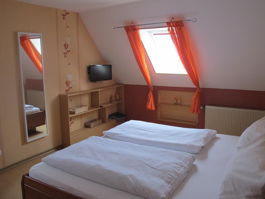 Hotel Weinhof Michael Morbach Zeltingen-Rachtig Zewnętrze zdjęcie